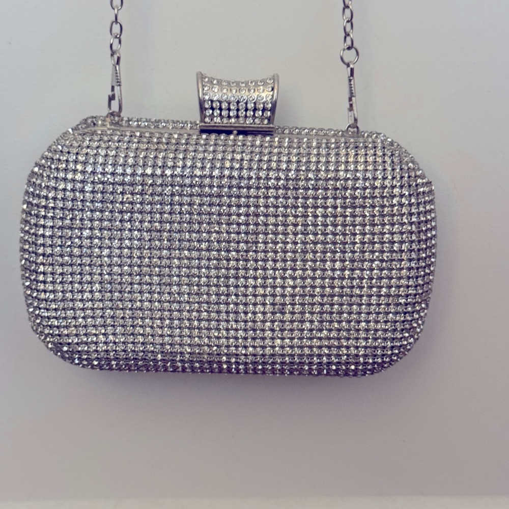 Bedazzled silver clutch